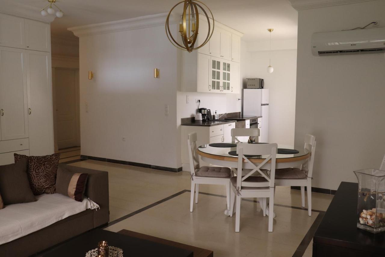 Luxury House Directly On The Beach 비제르테 외부 사진